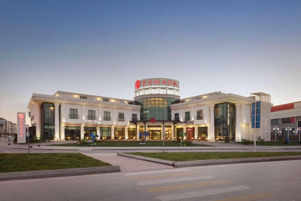Ramada By Wyndham Sakarya Hotel מראה חיצוני תמונה