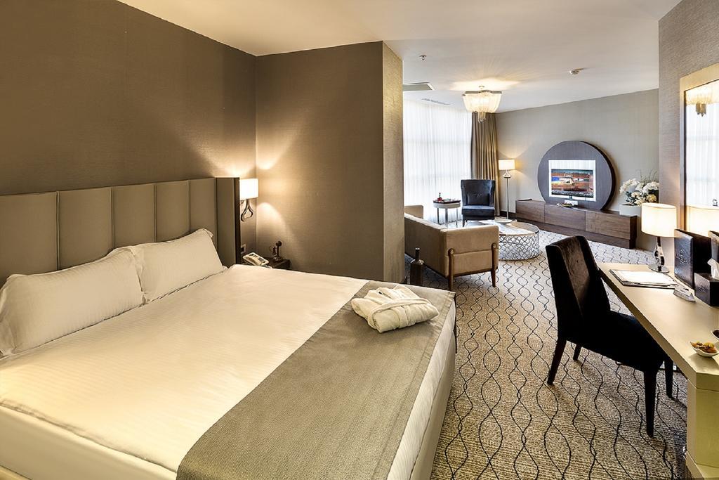 Ramada By Wyndham Sakarya Hotel חדר תמונה