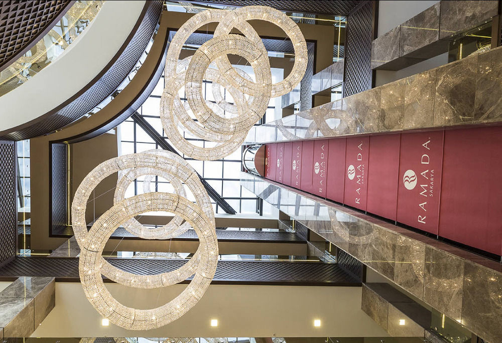 Ramada By Wyndham Sakarya Hotel מראה חיצוני תמונה